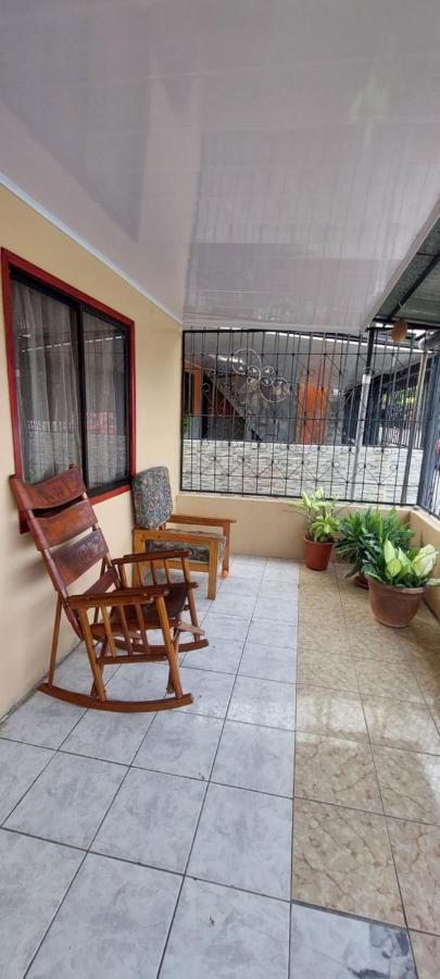 Hostel Casa Marina Puerto Limon Kültér fotó