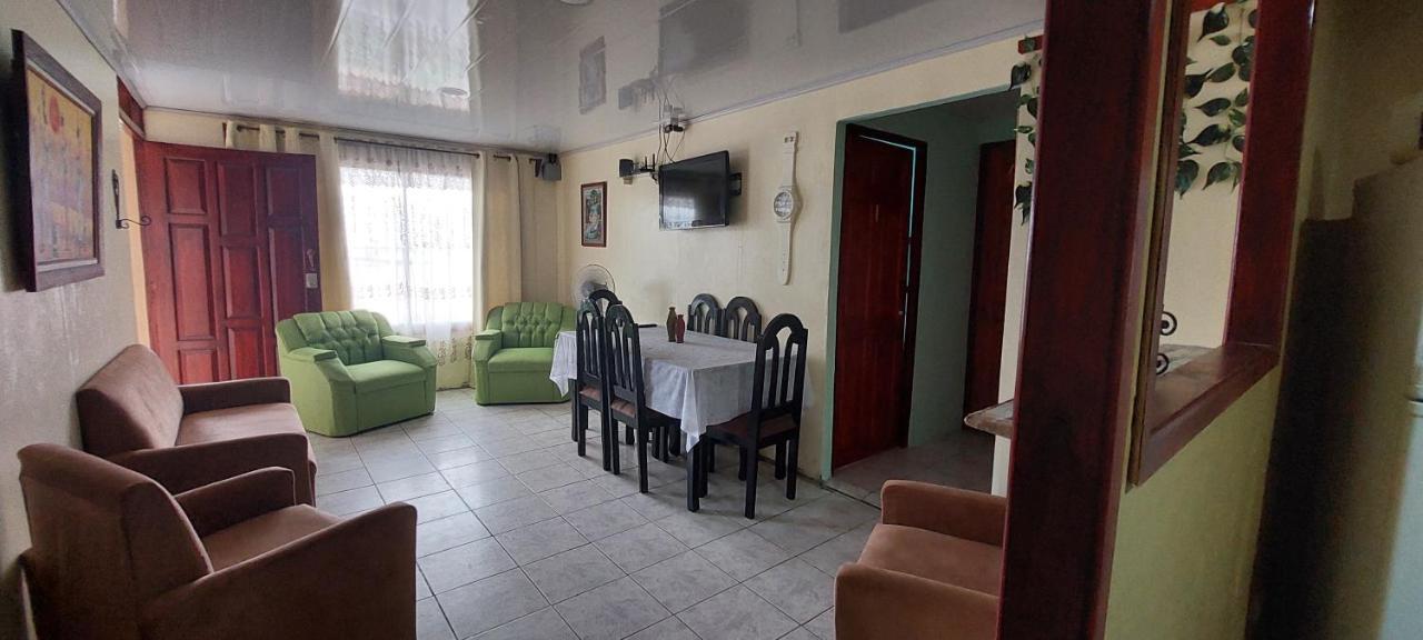 Hostel Casa Marina Puerto Limon Kültér fotó