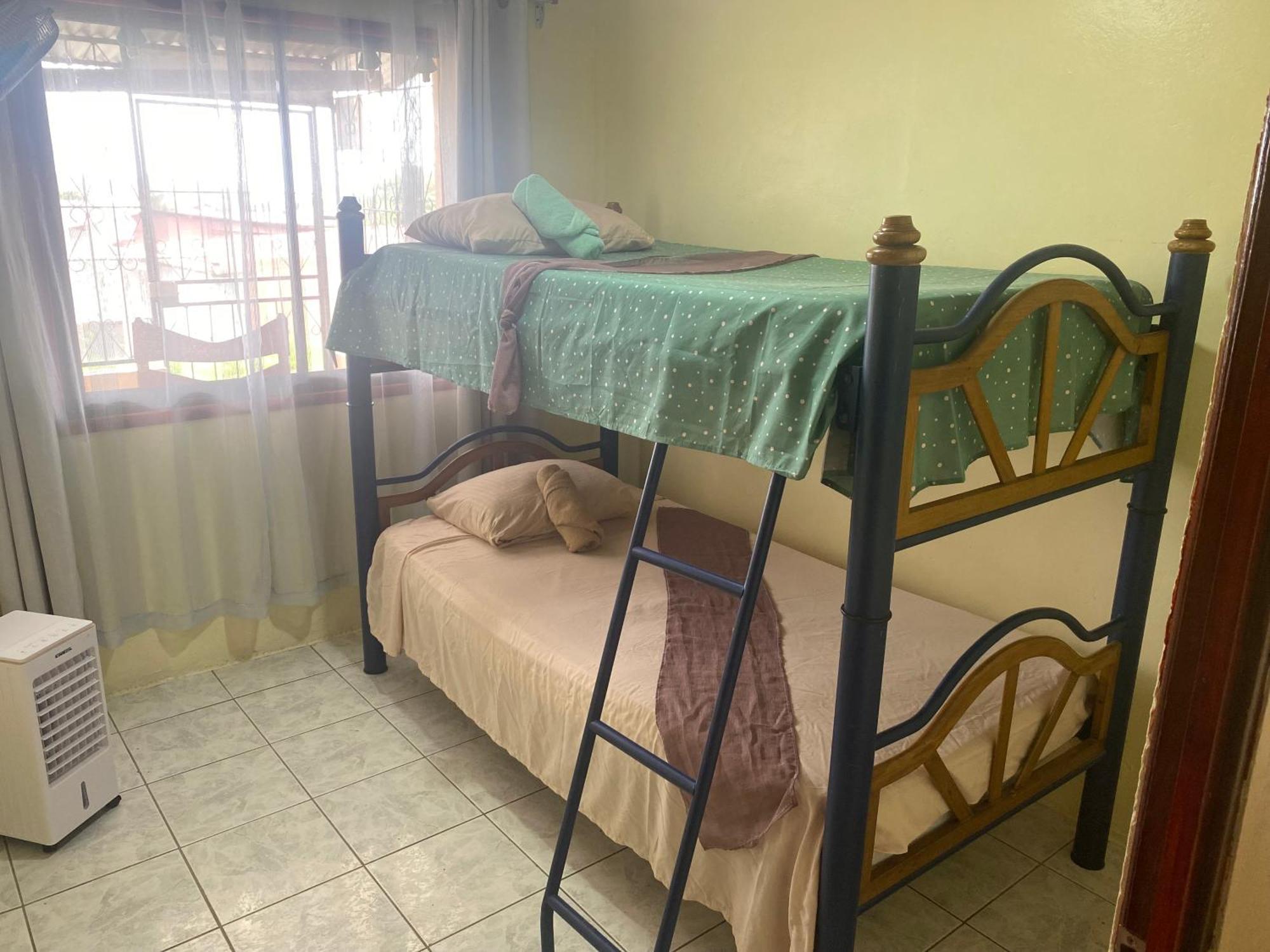 Hostel Casa Marina Puerto Limon Kültér fotó