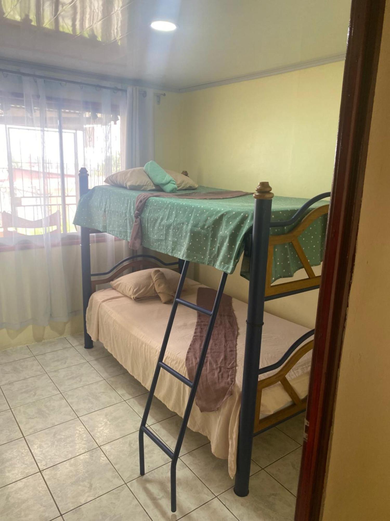 Hostel Casa Marina Puerto Limon Kültér fotó