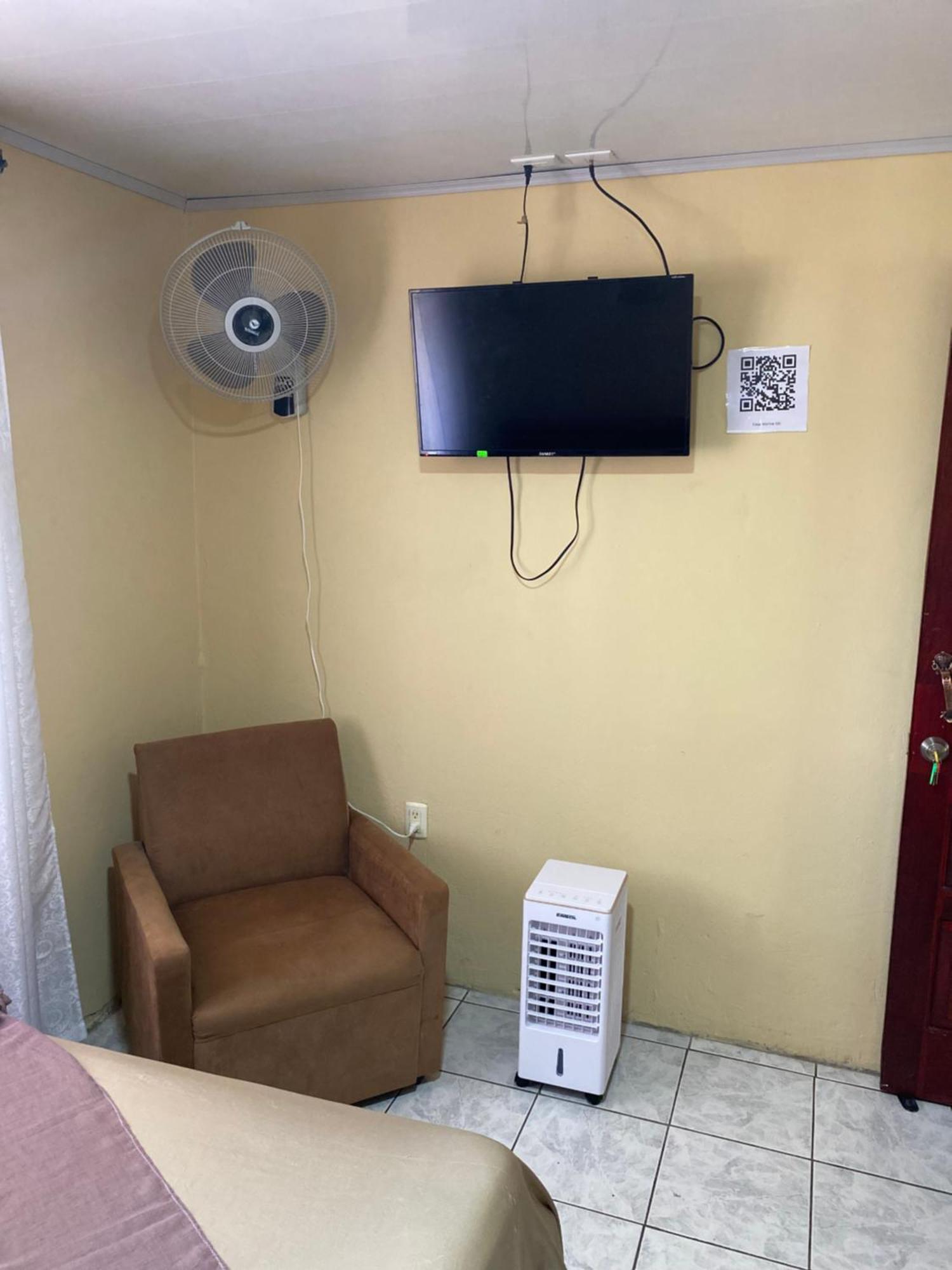 Hostel Casa Marina Puerto Limon Kültér fotó