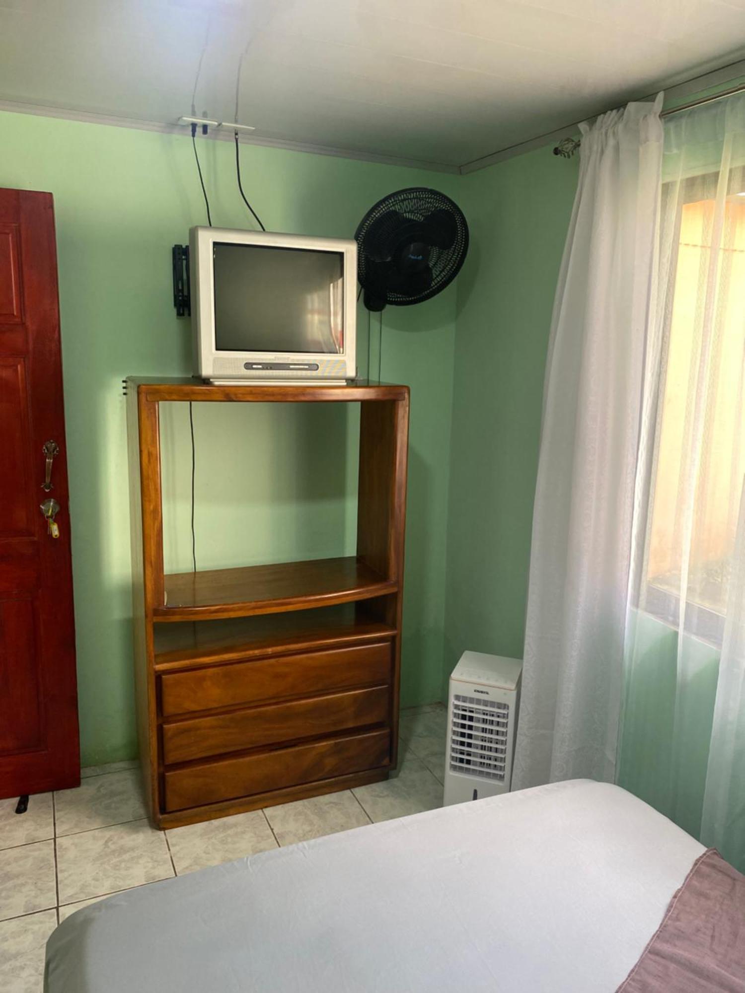 Hostel Casa Marina Puerto Limon Kültér fotó